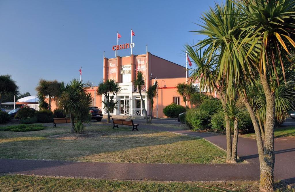 La Boussole Centre Station Proche Mer Agon-Coutainville Buitenkant foto